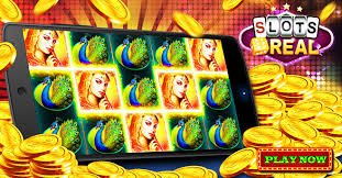 q79 APP ဒေါင်းလုဒ်ချပြီး ပလက်ဖောင်း ကစားနေသော မြန်မာ ကစားသူ မြင်ကွင်း